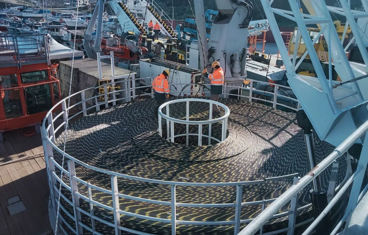 Submarine Cable Installation