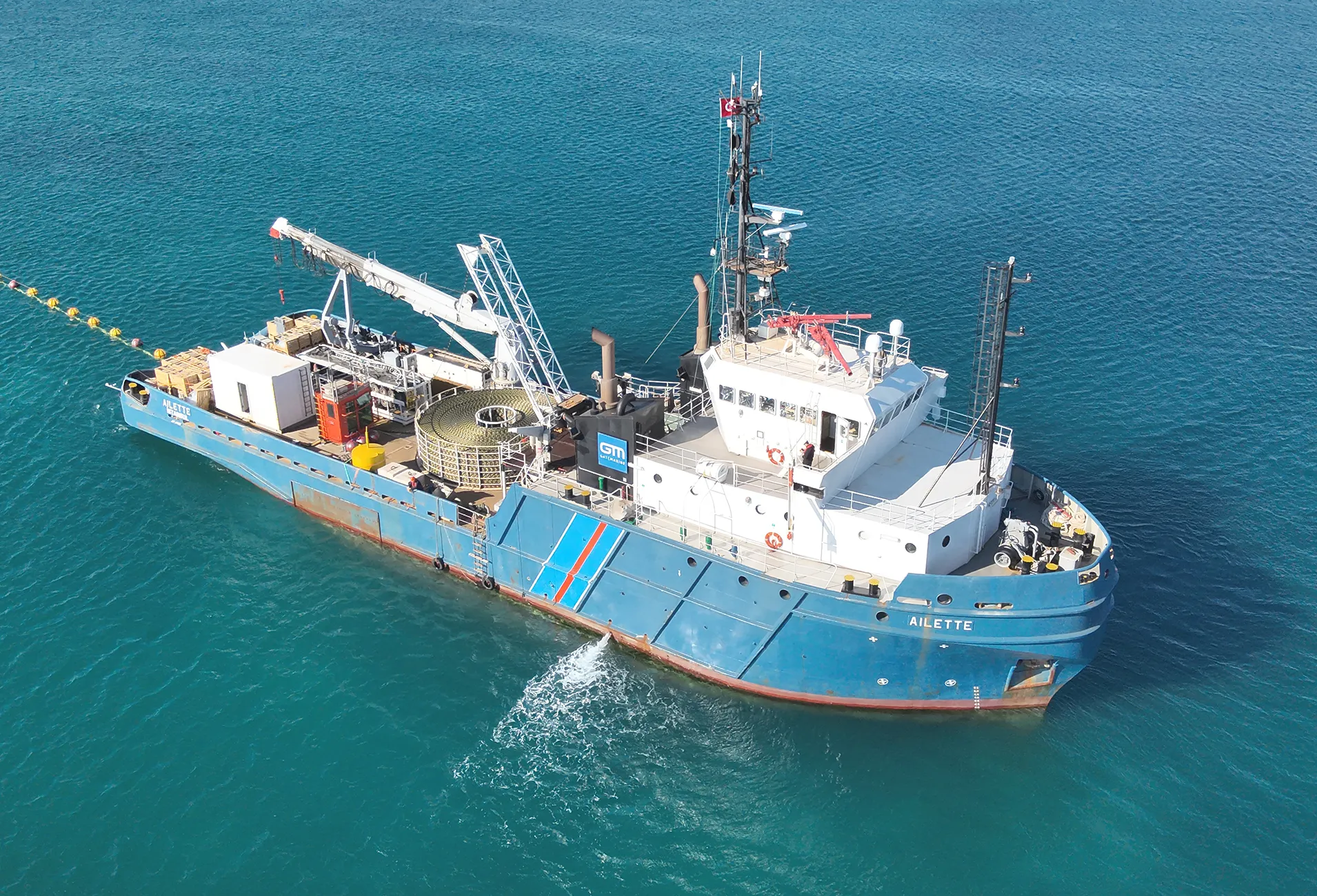 Ailette kablo döşeme gemisi operasyon anı